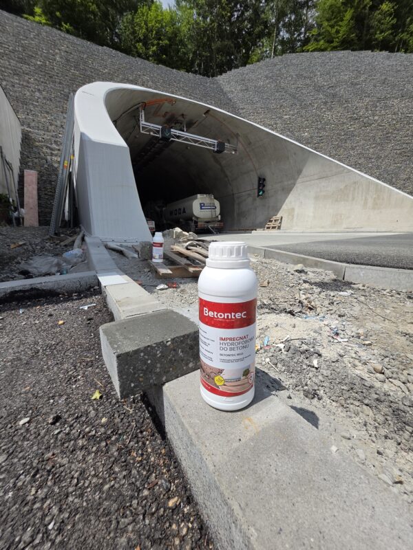BETONTEC W50 Impregnat hydrofobowy do betonu - obrazek 5